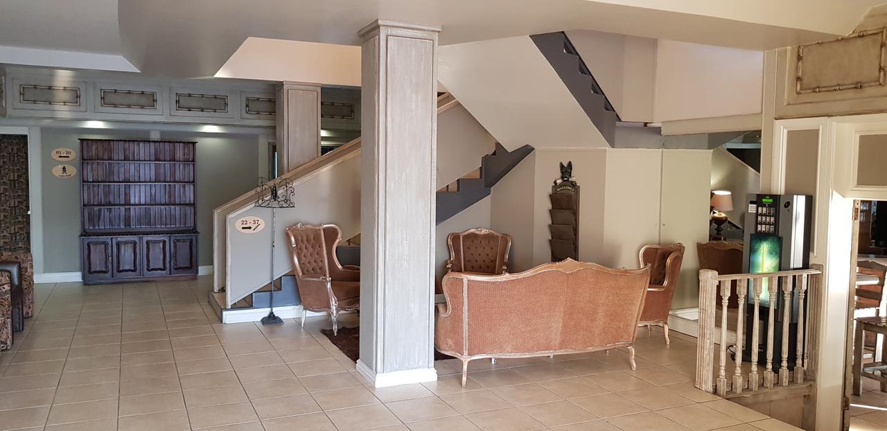 Savoy Hotel Jeffreys Bay Esterno foto